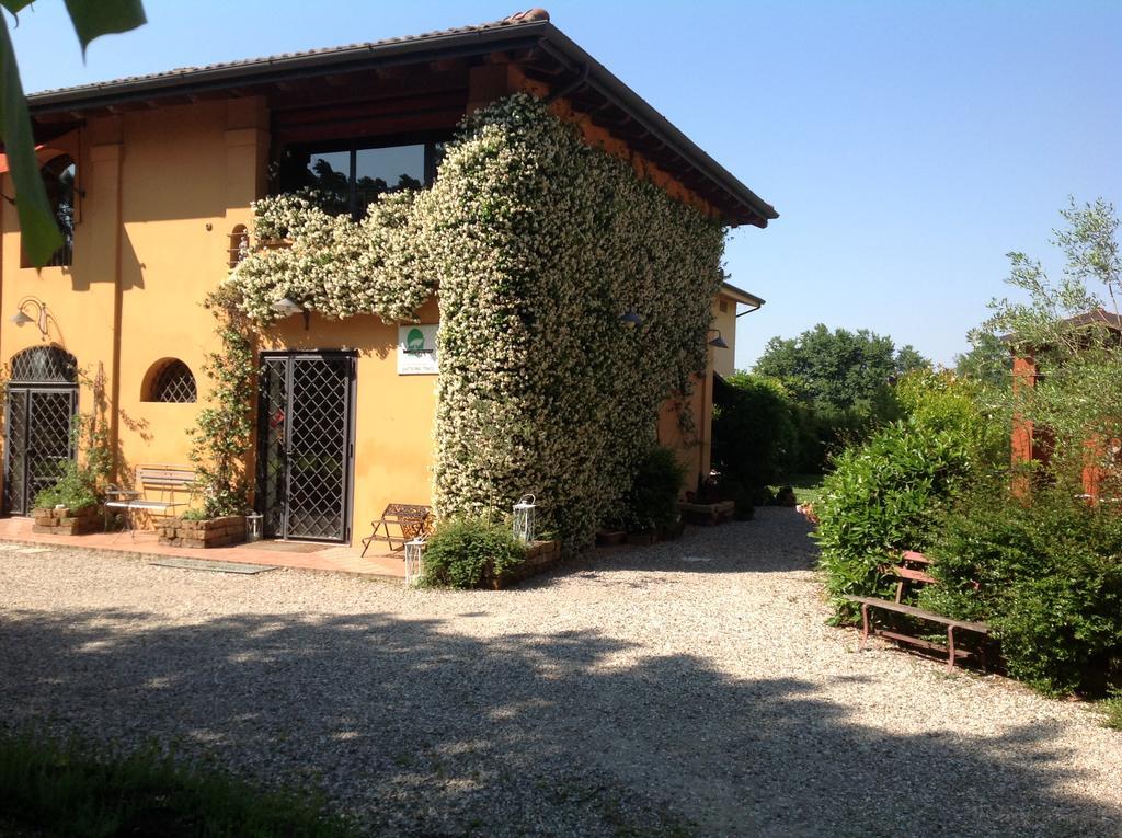 Azienda Agrituristica Santissima Trinita Budrio  Exteriör bild
